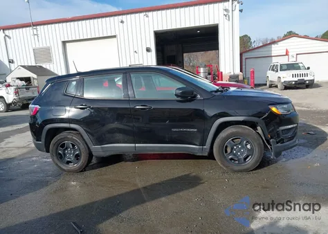 2021 Jeep Compass Sport Fwd z USA, uszkodzony, nr VIN 3C4NJCABXMT505220